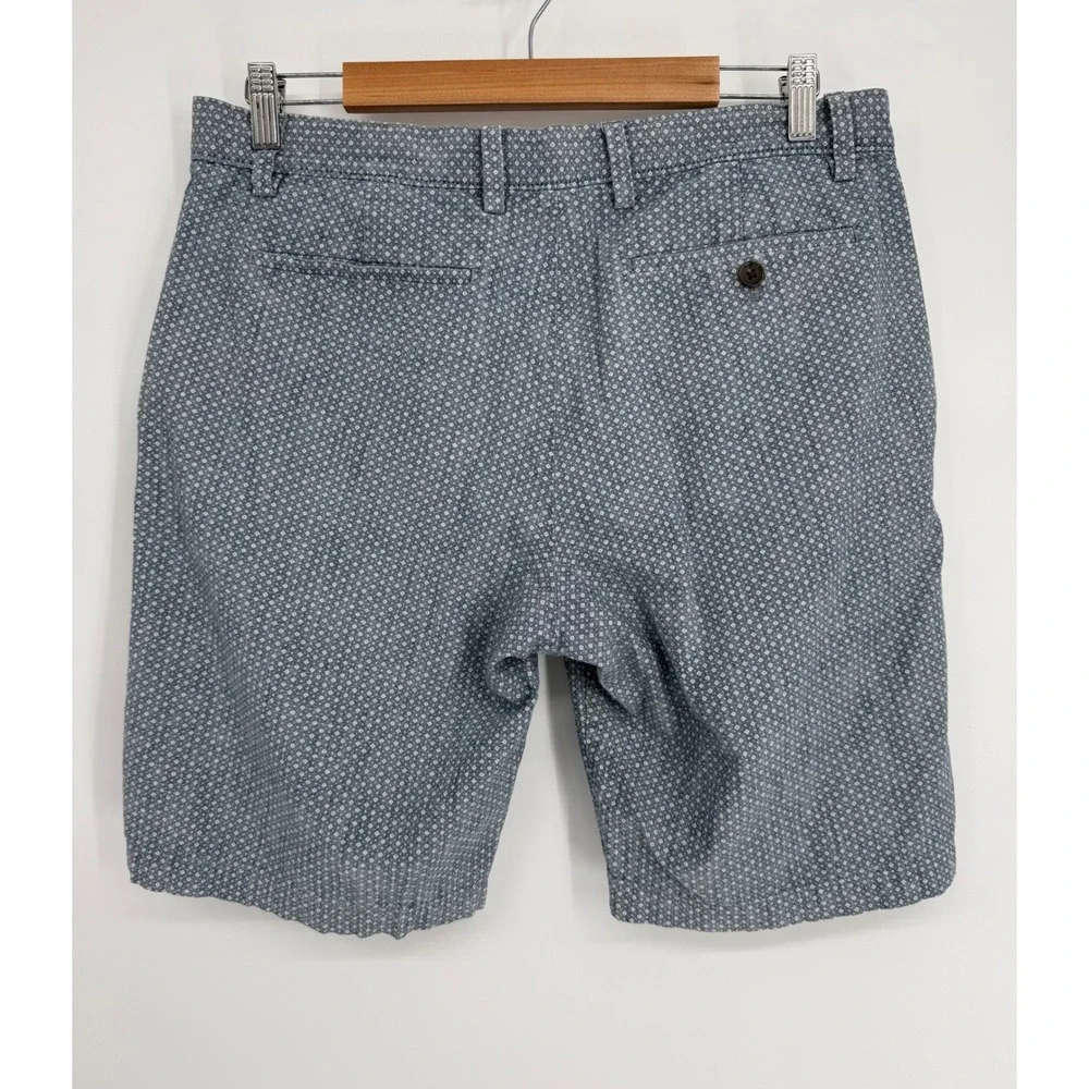 Banana Republic Mens Blue White Geometric Medallion Print‎ Cotton Shorts Sz 33
